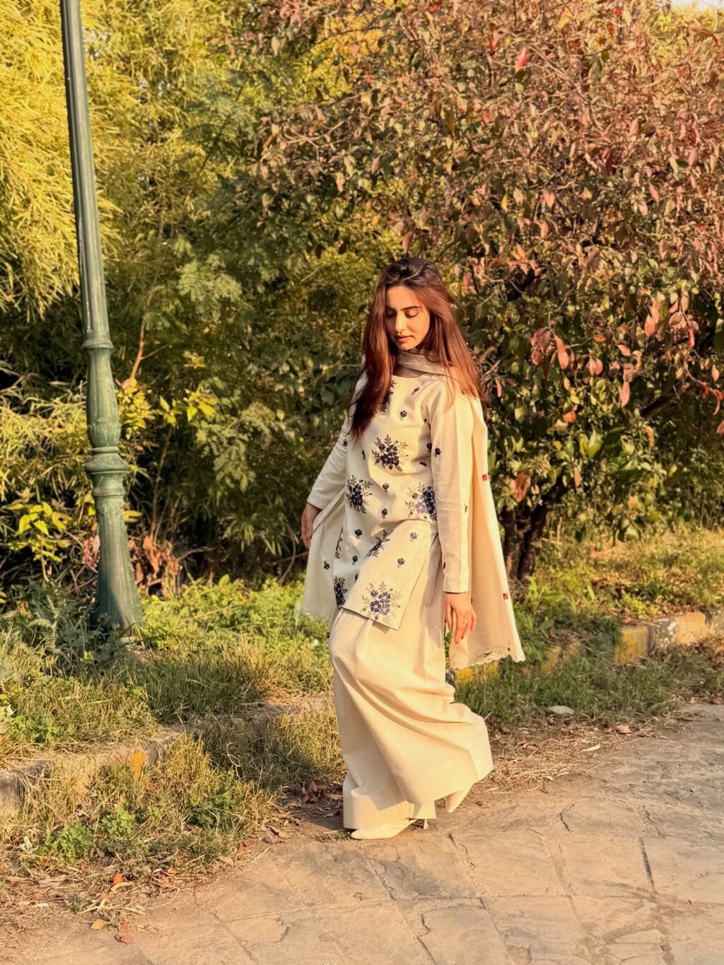 Instagram post from daastanby_as. This post is in position 3.