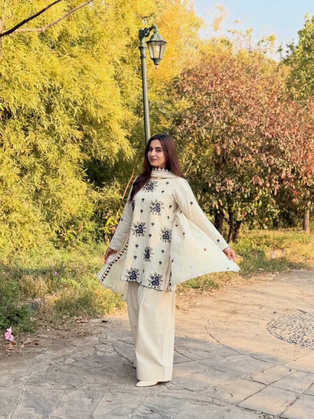 Instagram post from daastanby_as. This post is in position 5.